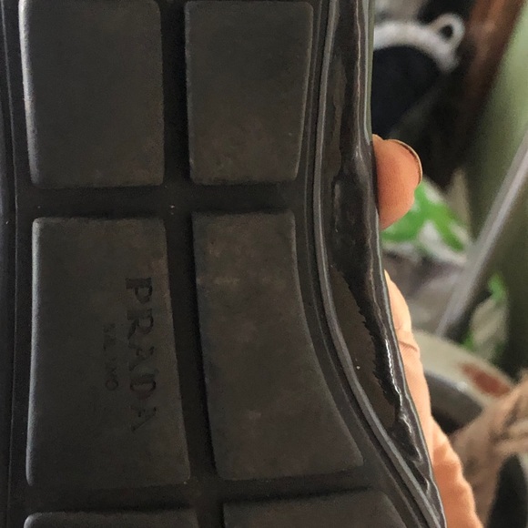 Authentic Prada Flats ! - Picture 3 of 5